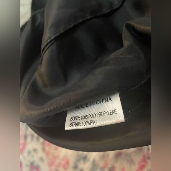 The Sak Crochet Handbag Black - Picture 10 of 12